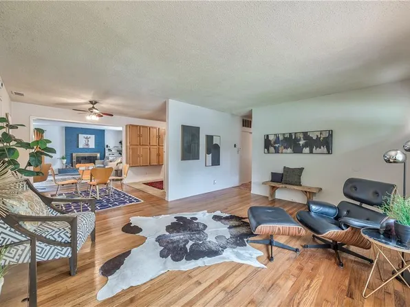 4306 W 78th Ter, Prairie Village, KS 66208