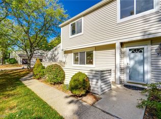 3247 Bay Landing Dr #31, Westlake, OH 44145