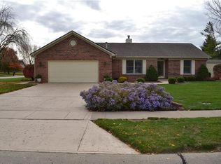 2009 Justice Dr, Greenfield, IN