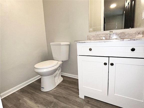 5th image of 4977 Wynhurst Way