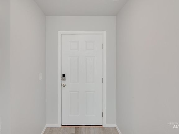 3rd image of 19608 Newell Way