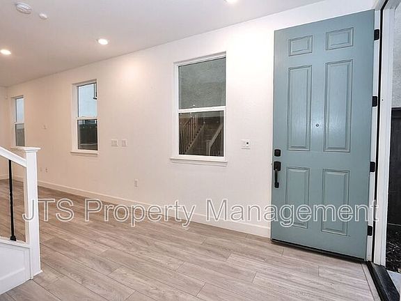 2nd image of 3542 Nuestra Ave
