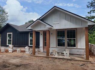 620 S Railroad St, Troup, TX 75789