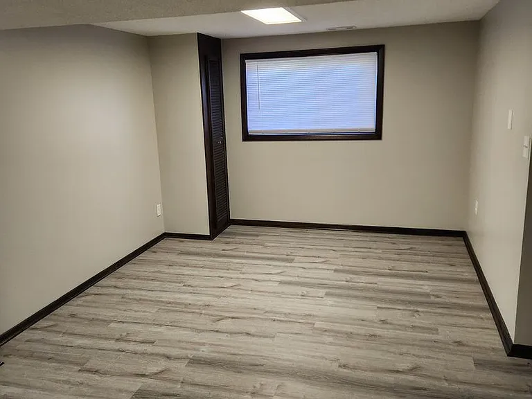 13715 Birchwood Ave — Photo 12