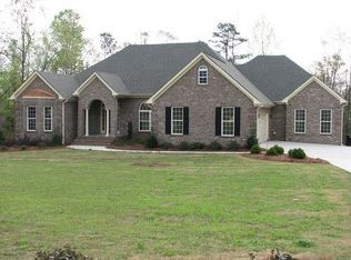 353 Pecan Ct, McDonough, GA 30252
