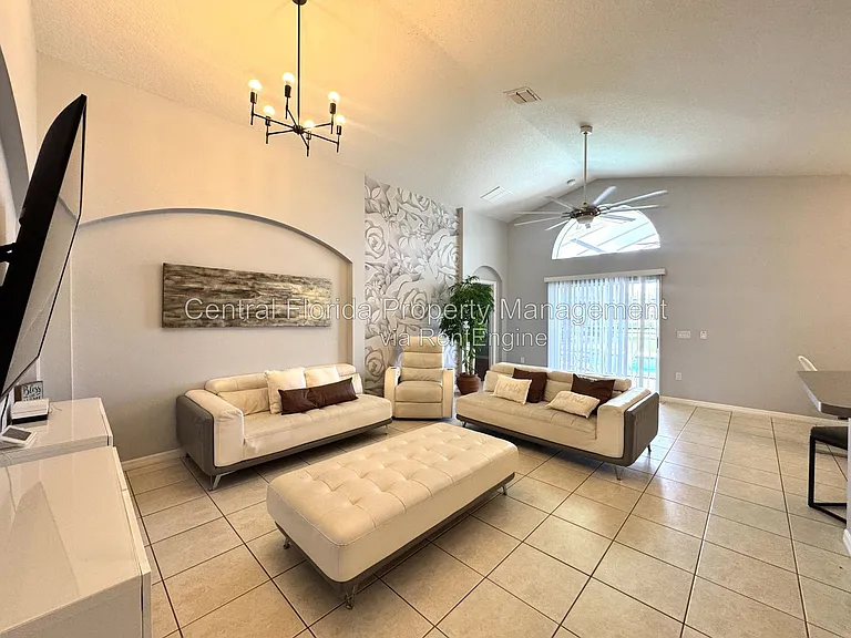 4775 Cumbrian Lakes Dr — Photo 3