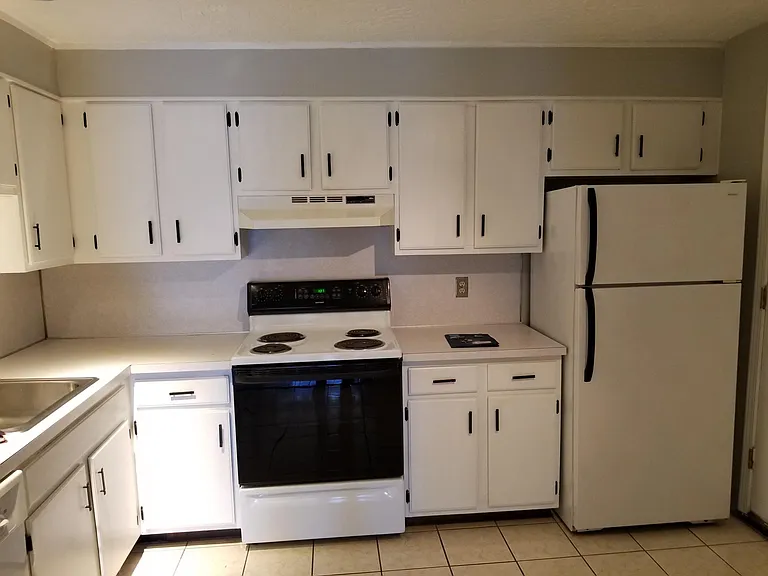 300 Codman Hill Rd #25C — Photo 4