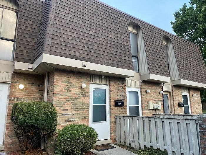 1st image of 7478 Country Brook Dr