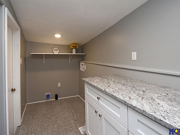4th image of 6235 Kearney Ave