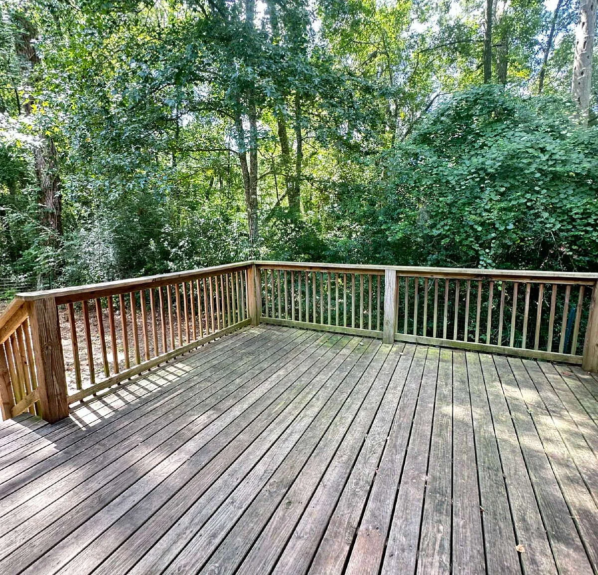 4 bed, 2.0 bath, 1643 sqft, $1,900 — Photo 2