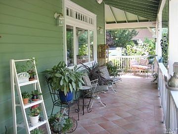 5th image of 1520 Meadow Dr