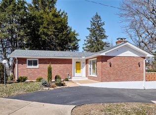 601 Brotherton Ln, Saint Louis, MO 63135