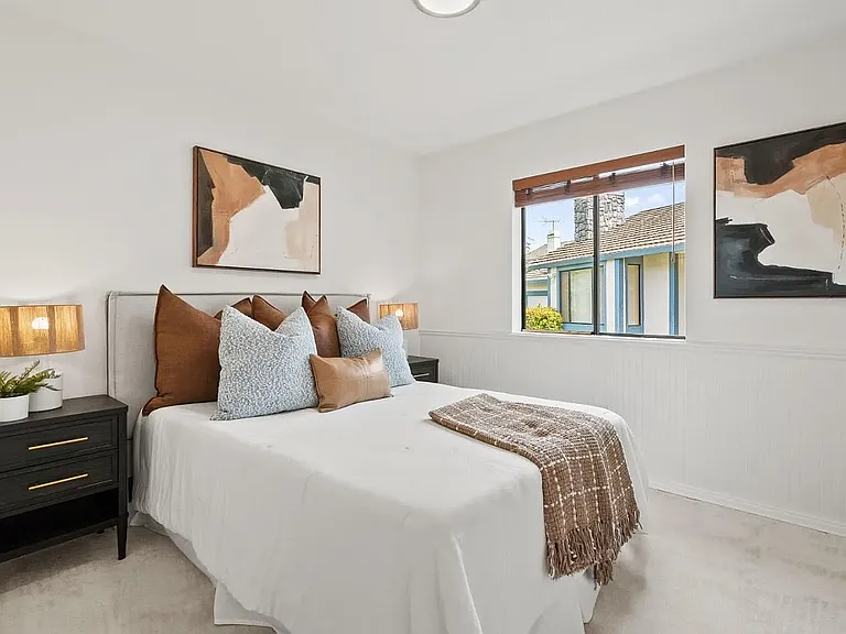 7242 Sharon Dr — Photo 12