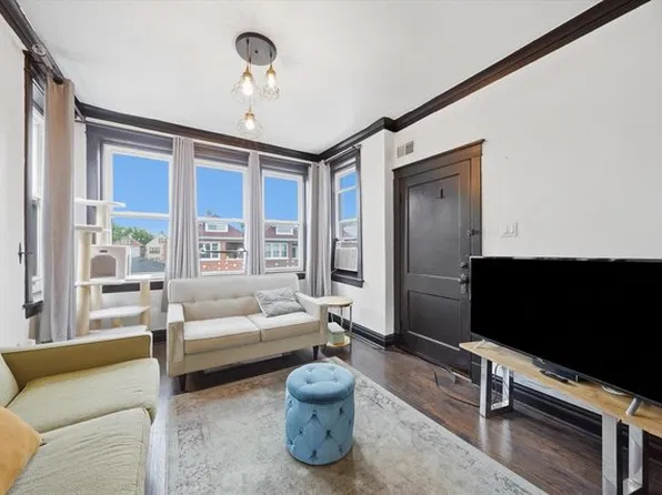 4511 S Francisco Ave #2, Chicago, IL 60632