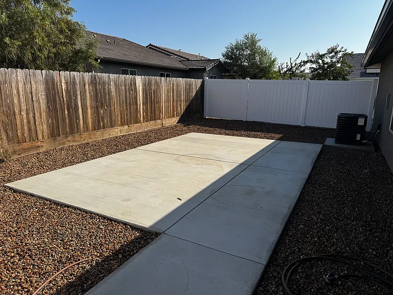 2472 Oakmont Cir #D — Photo 12