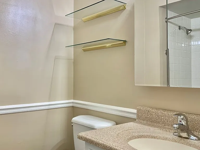 213 Dogwood St — Photo 10
