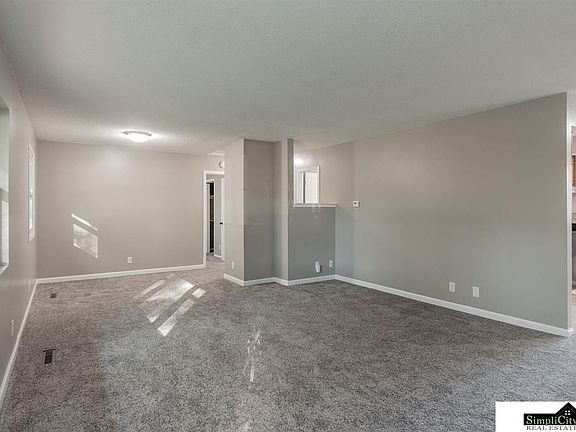 2nd image of 810 W South St