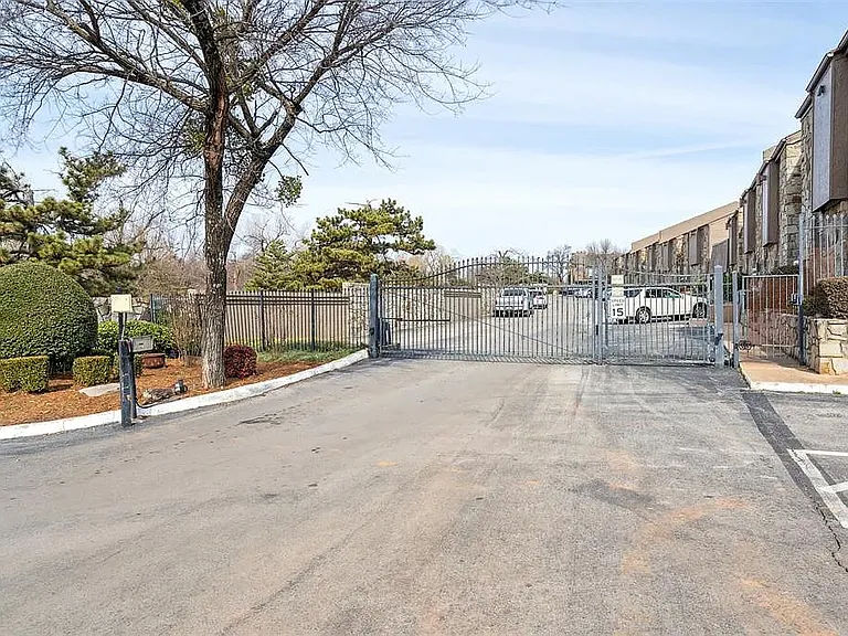 5910 N Pennsylvania Ave #118 — Photo 16
