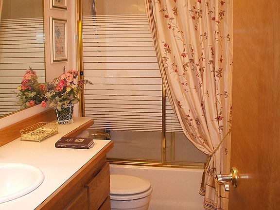 travtine tile floors