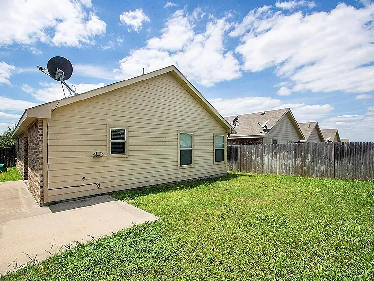 4032 Eagle Dr — Photo 19