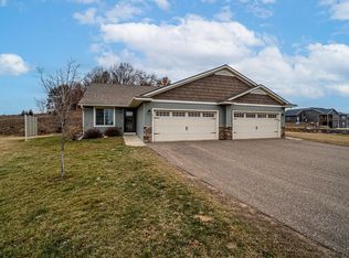 6274 Aspen Meadow Ct, Eau Claire, WI 54703