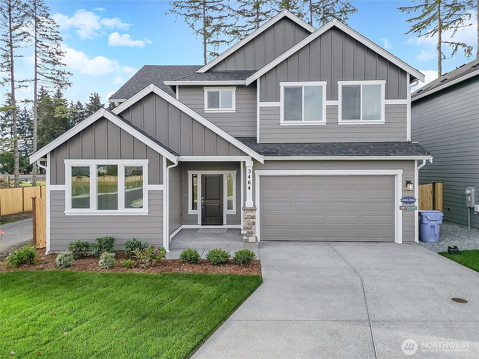 Pictures are from a previously built Vista in the community. They demonstrate the quality that Rush builds and may display upgrades or colors that are no longer available. Actual home will have a 3rd garage door.>