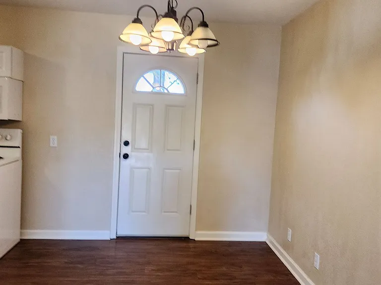 3417 Pioneer St — Photo 22