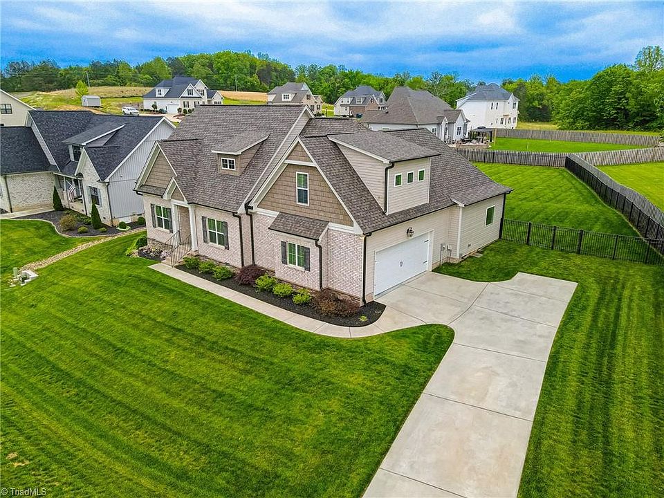 7626 Monty Dr, Kernersville, NC 27284 MLS 1103656 Zillow