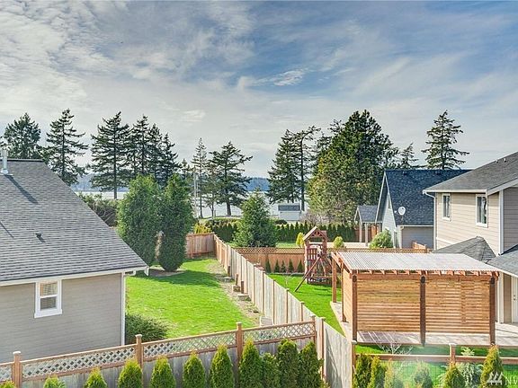 2nd image of 4591 Elmwood Dr