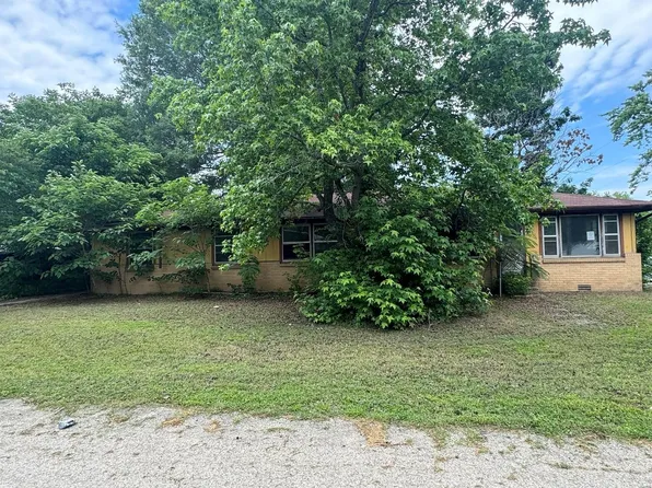 109 E Wood St, Naylor, MO 63953