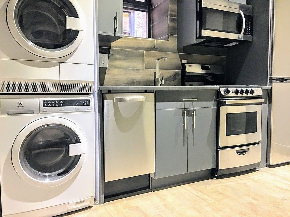 1st image of 234 E 116th St APT 23