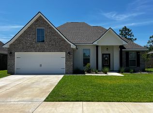 3010 Thunderbolt Dr, Crestview, FL 32539