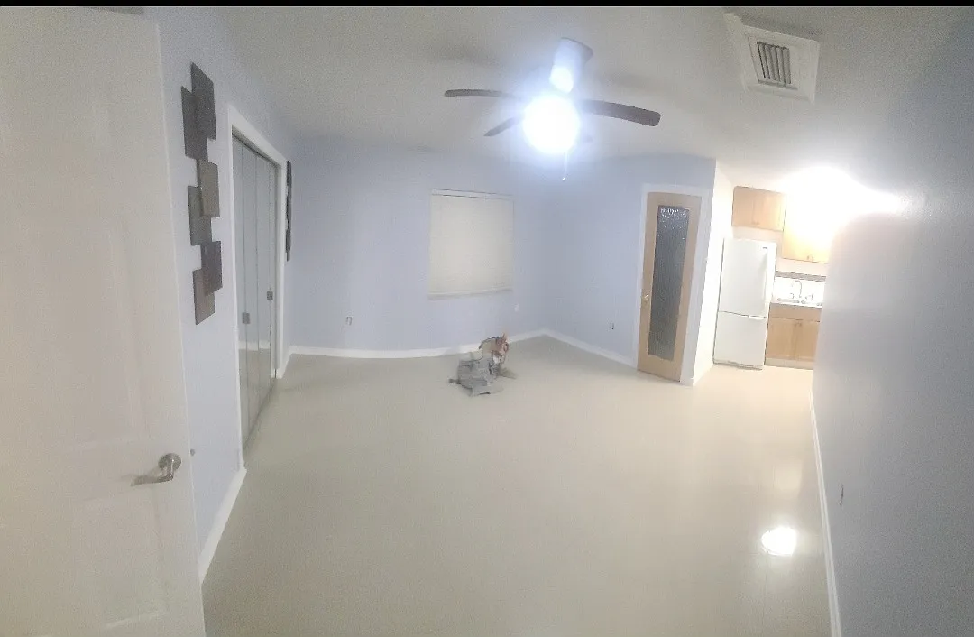 1 bed, 500 sqft, $1,000 — Photo 3