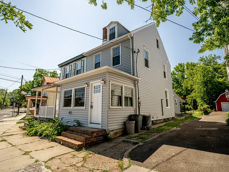 170 Mill St — Photo 10