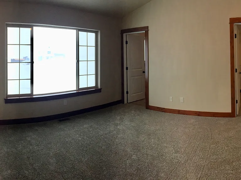 4431 Glenwood Dr — Photo 11