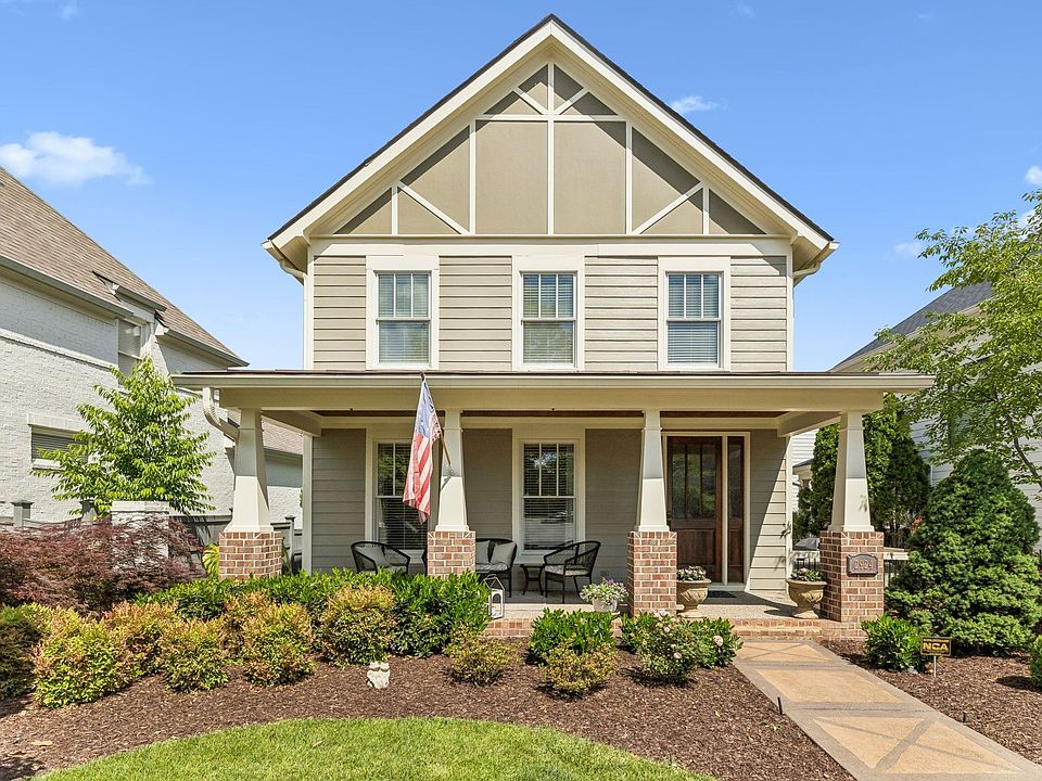 1st image of 2924 Americus Dr