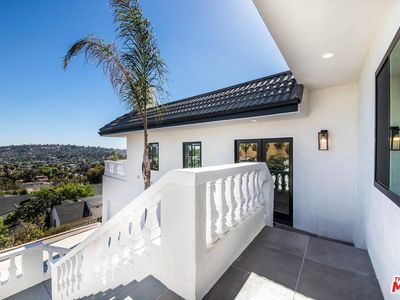 1987 Phillips Way, Los Angeles, CA, 90042