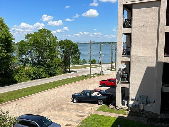 3rd image of 4214 Bass Pro Dr APT 301