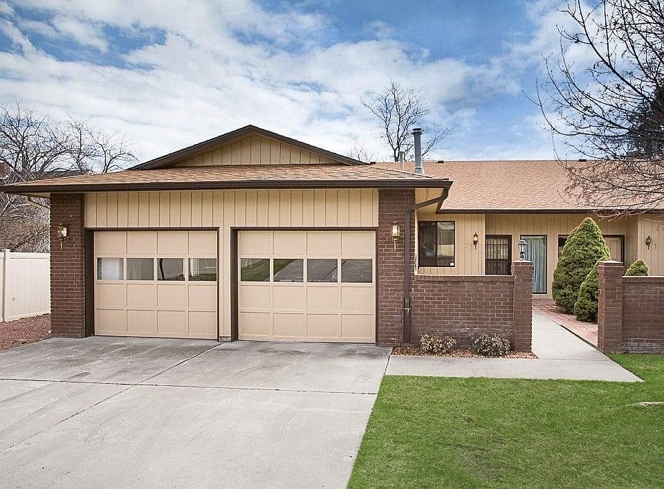 2nd image of 3441 Poly Dr APT 2