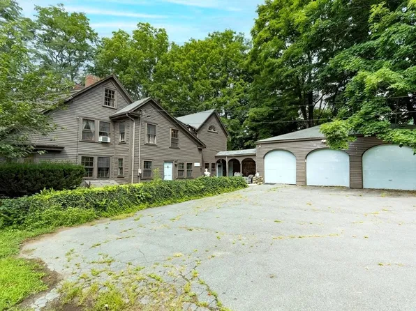 20 East St, Middleton, MA 01949