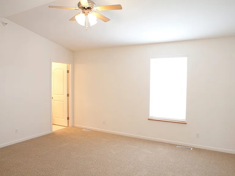 810 W Trailcreek Dr — Photo 12