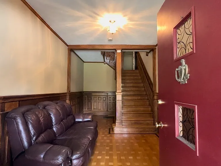 500 Centre St #2 — Photo 7