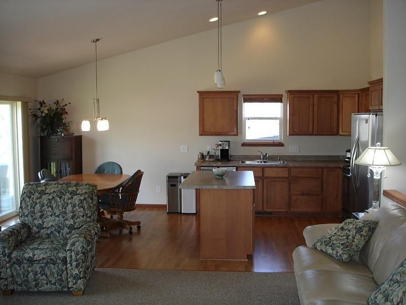 2nd image of 8914 Ancient Oak Ln