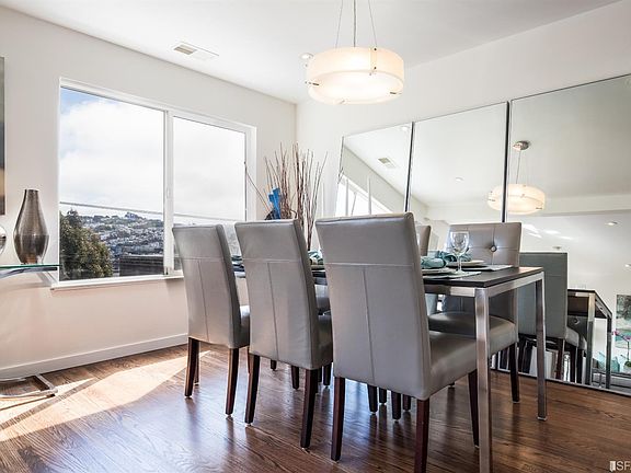 5th image of 418 Arlington St #2