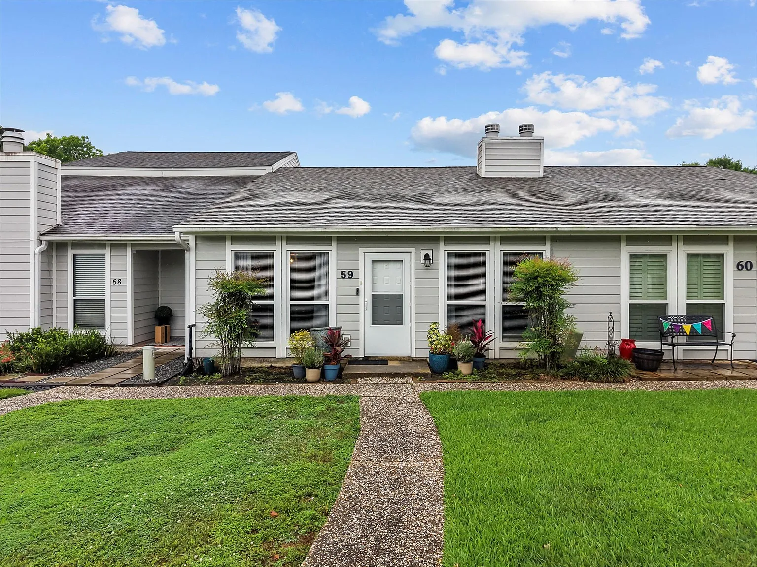 2 bed, 3.0 bath, 1590 sqft, $2,250 — Photo 1