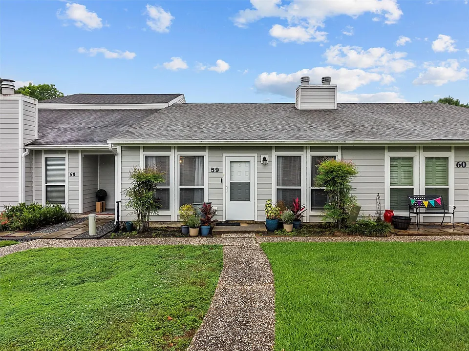 59 Hideaway Dr