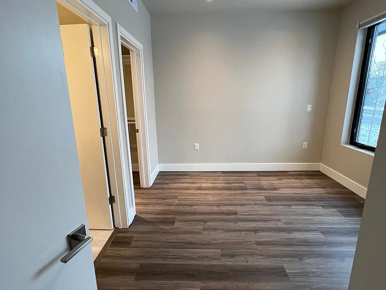 514 Mill St — Photo 18