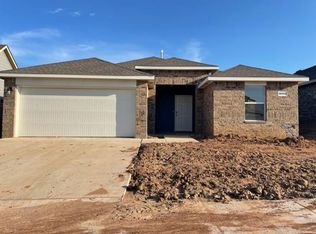10504 NW 26th St, Yukon, OK 73099