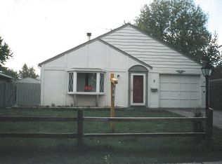 24 Afton Dr, Montgomery, IL 60538