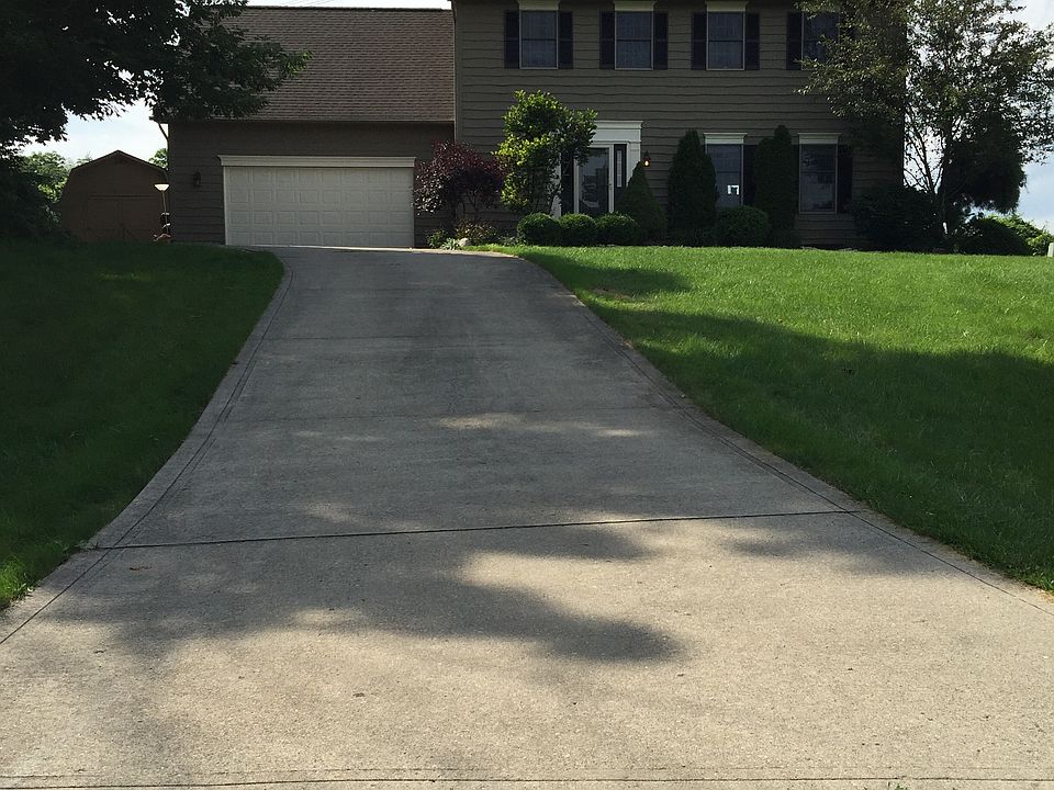 1st image of 3707 Bluff Dr